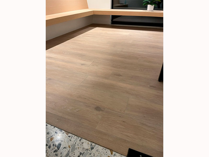 0200_Realisation_carrelage_interieur_cuisine_salon_terrasse_Carrelages_tournai_Waleckx