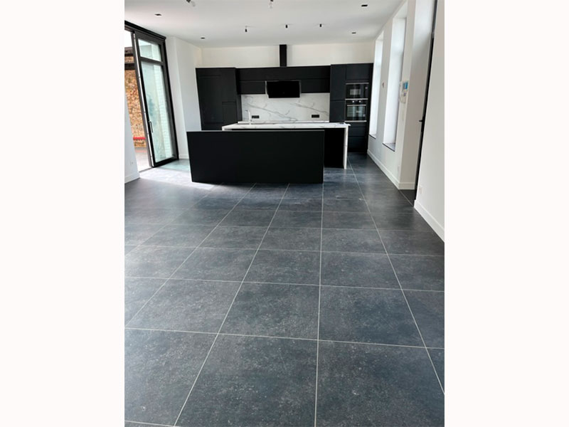 00213_Realisation_carrelage_interieur_cuisine_salon_terrasse_Carrelages_tournai_Waleckx